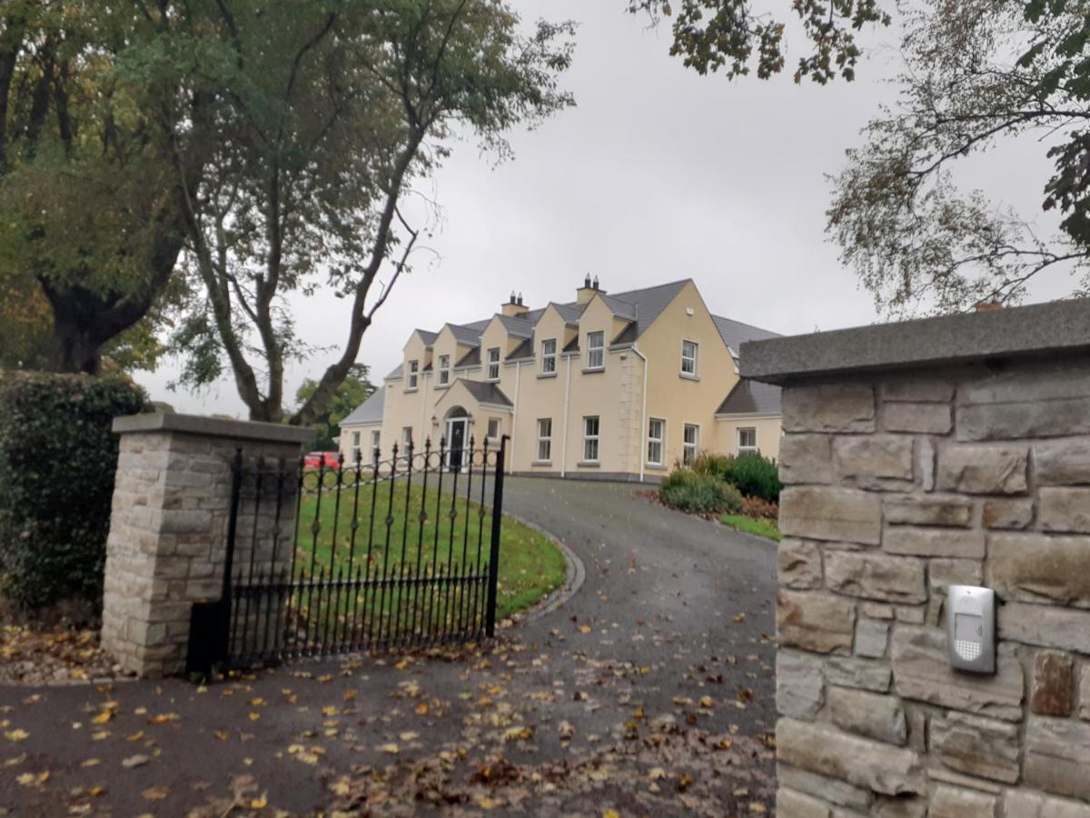 Single Or Twin Room In Lovely Country Residence Nobber Eksteriør bilde